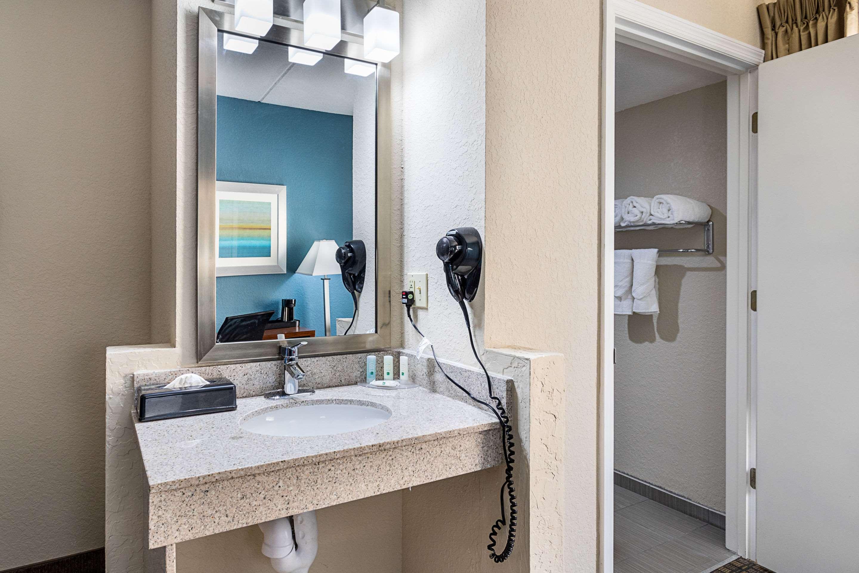 Quality Inn & Suites Heritage Park Kissimmee Exterior photo