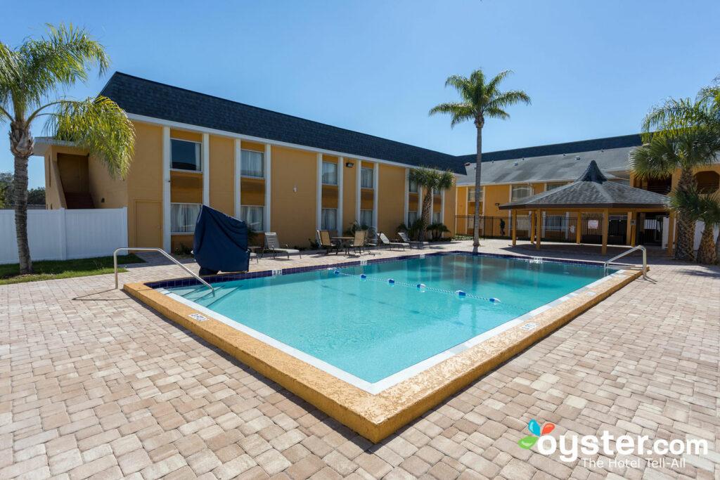 Quality Inn & Suites Heritage Park Kissimmee Exterior photo