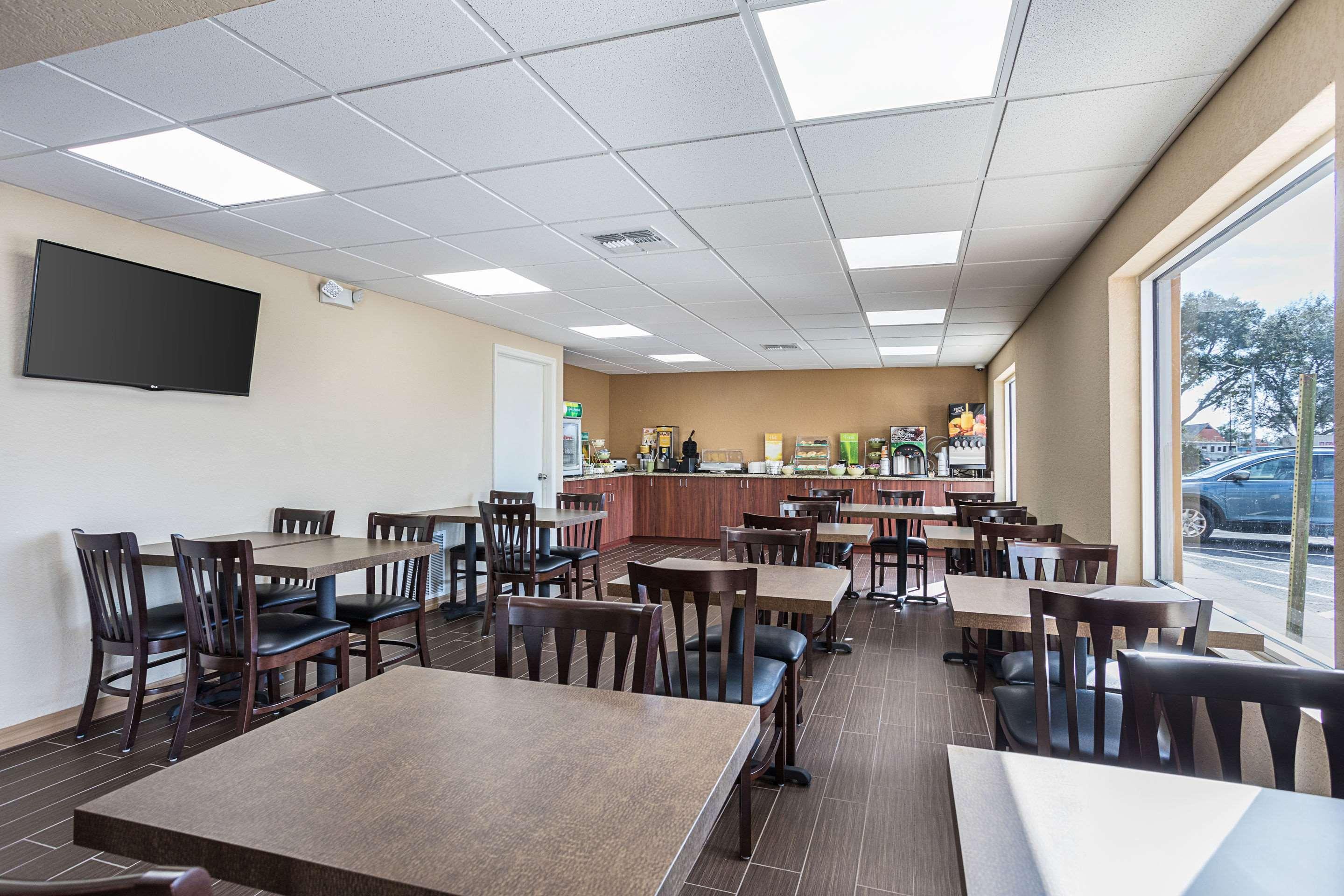 Quality Inn & Suites Heritage Park Kissimmee Exterior photo
