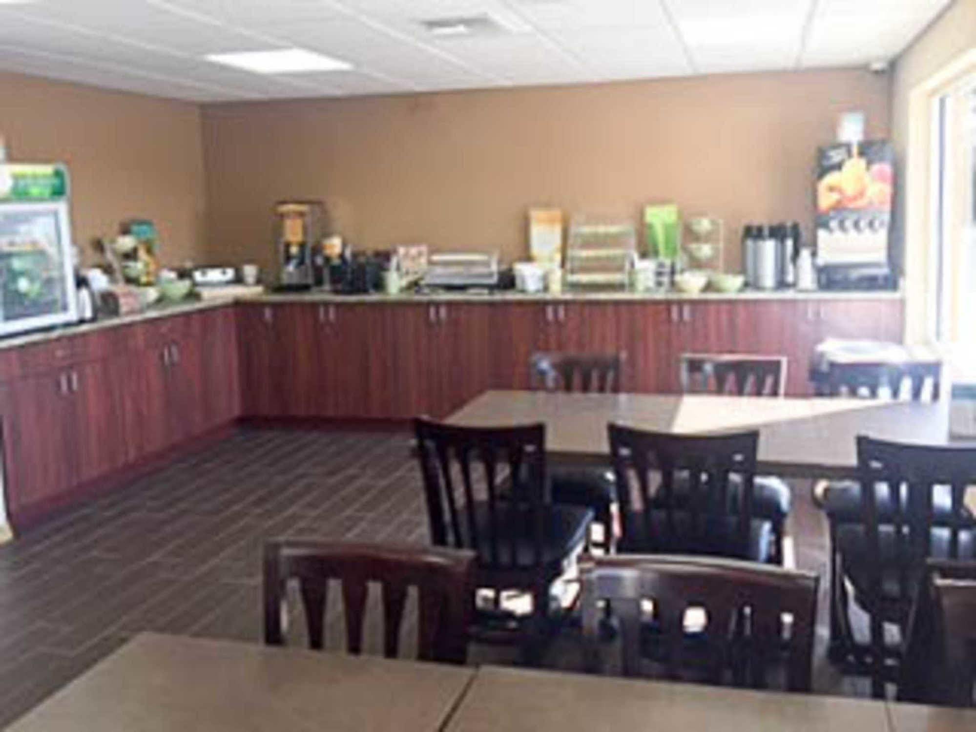 Quality Inn & Suites Heritage Park Kissimmee Exterior photo