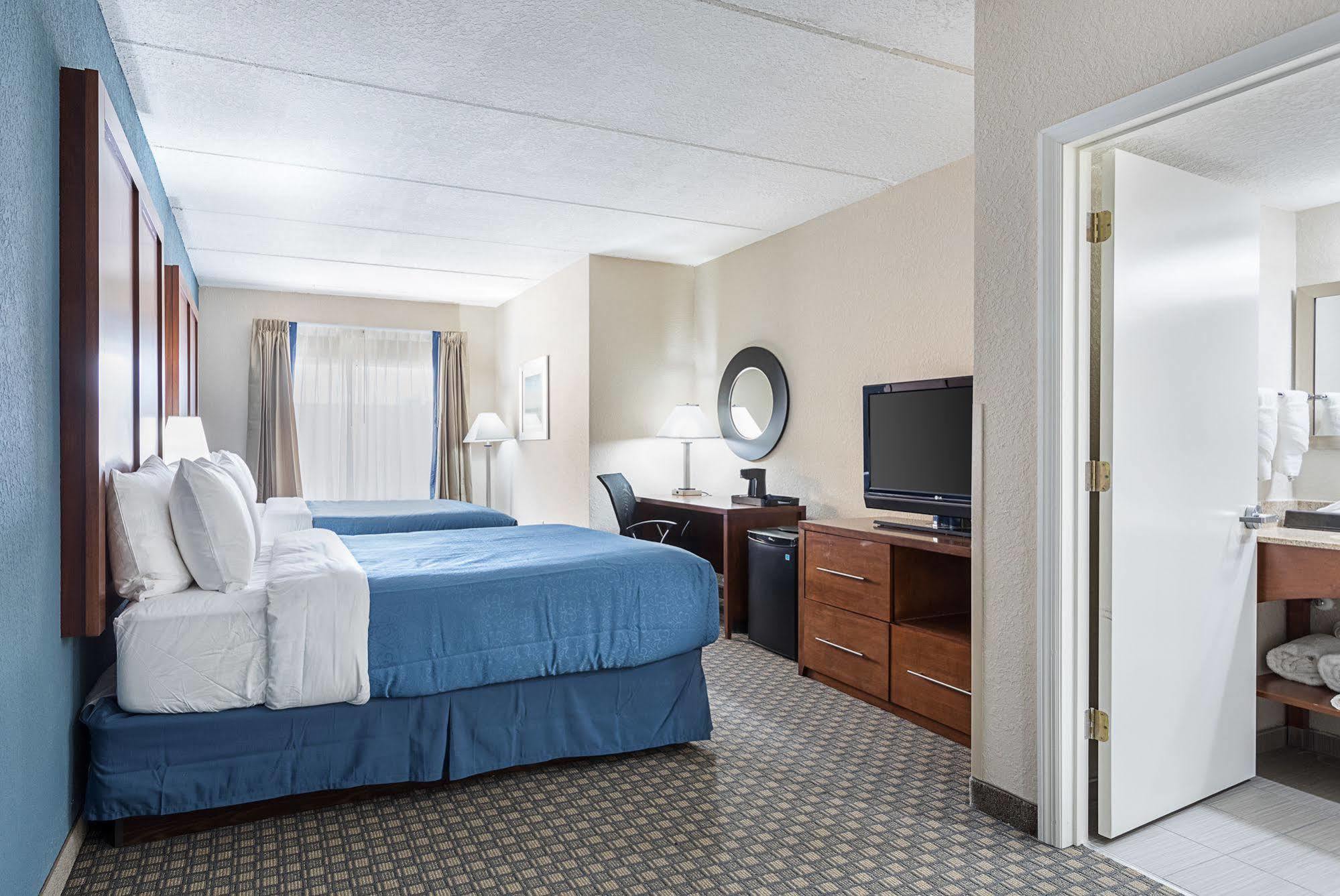Quality Inn & Suites Heritage Park Kissimmee Exterior photo