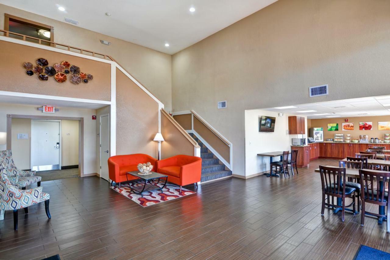 Quality Inn & Suites Heritage Park Kissimmee Exterior photo